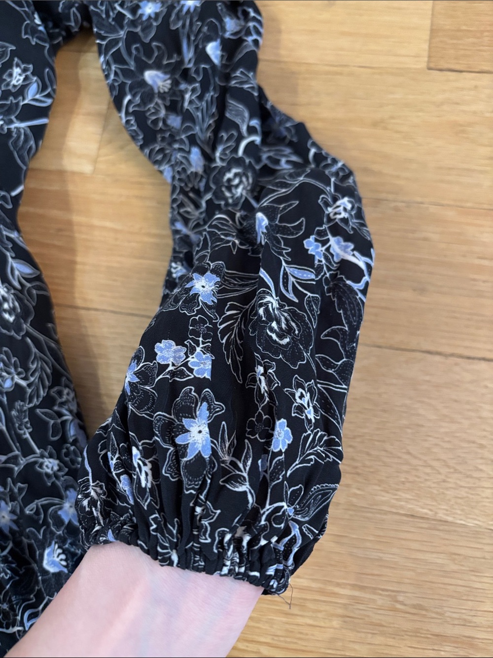 Parker Marengo Silk Blend Floral A-line Dress Medium 8 Long Sleeve Black Blue - Picture 9 of 16